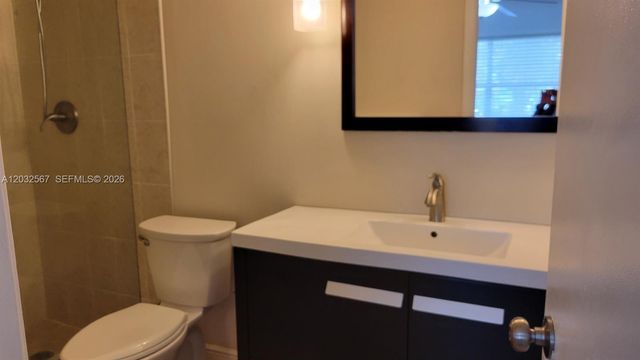 11084 Royal Palm Boulevard 28, Coral Springs, FL 33065