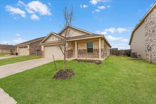 340 Red Rock Trail, Fort Worth, TX 76052