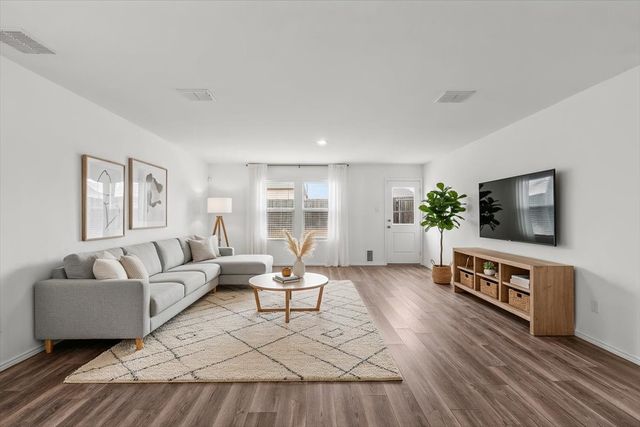 340 Red Rock Trail, Fort Worth, TX 76052