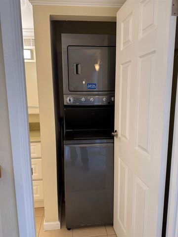 801 Franklin St 1239, Oakland, CA 94607