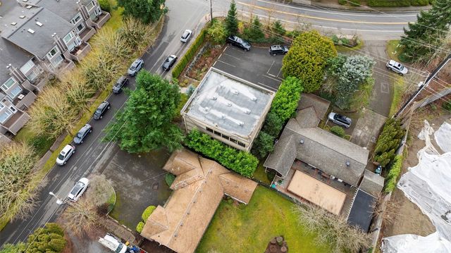 11644 NE 80th Street, Kirkland, WA 98033
