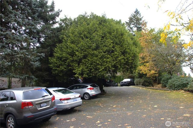 11644 NE 80th Street, Kirkland, WA 98033