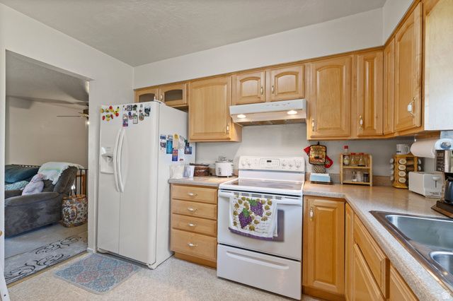 2258 S 400 W, Clearfield, UT 84015