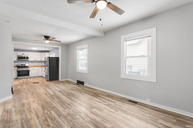 215 E Broadway Street, Mishawaka, IN 46545