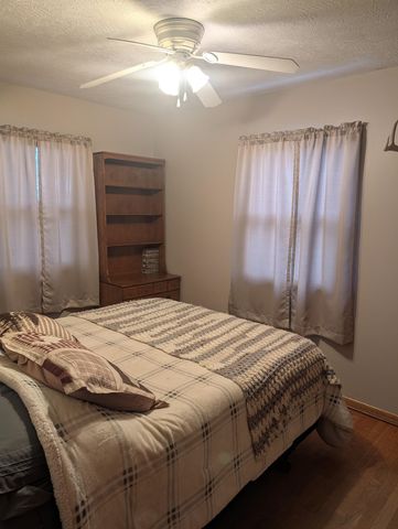 2055 Mission Rd, Salina, KS 67401