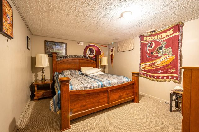 2055 Mission Rd, Salina, KS 67401