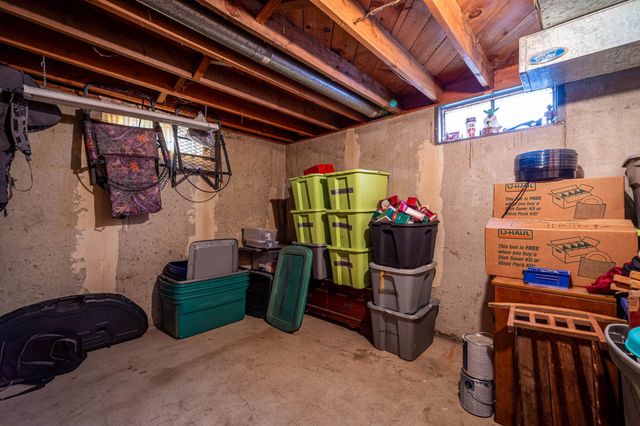 2055 Mission Rd, Salina, KS 67401