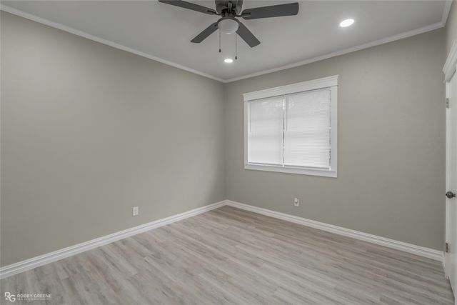 1930 Cross Lake Boulevard, Shreveport, LA 71109