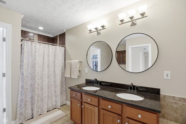 9878 Soaring Eagle Lane, Fishers, IN 46055