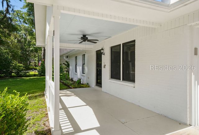 13 Blythewood Rd, Beaufort, SC 29907