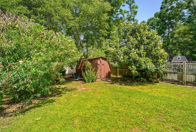 13 Blythewood Rd, Beaufort, SC 29907
