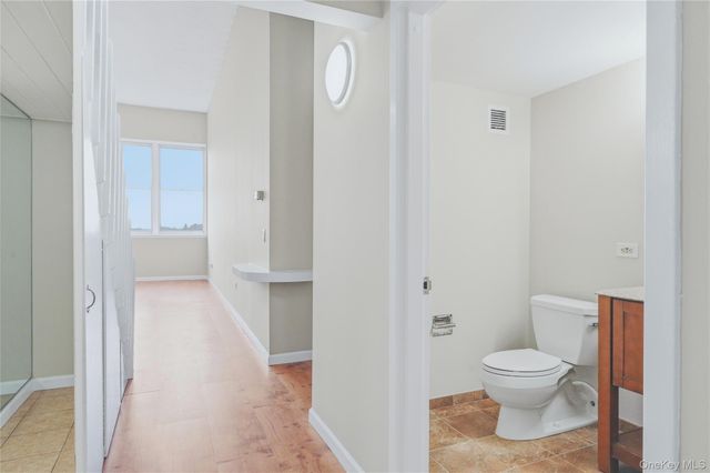 1 Landmark Square 405, Port Chester, NY 10573