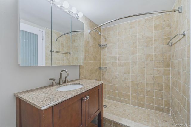 1 Landmark Square 405, Port Chester, NY 10573