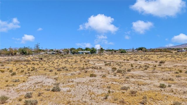 10425 Cody, Lucerne Valley, CA 92356