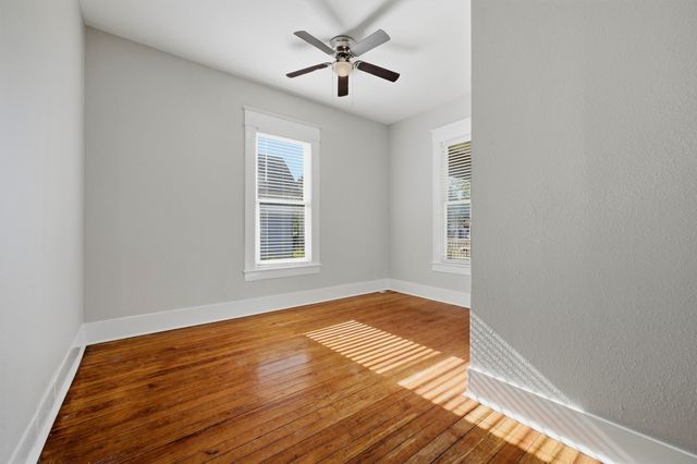 721 W Monterey Street, Denison, TX 75020