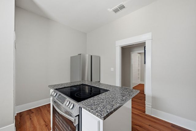 721 W Monterey Street, Denison, TX 75020