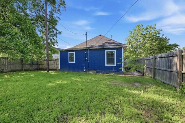 721 W Monterey Street, Denison, TX 75020