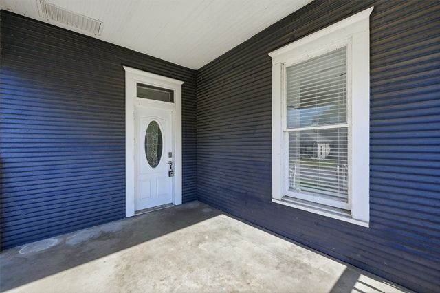 721 W Monterey Street, Denison, TX 75020