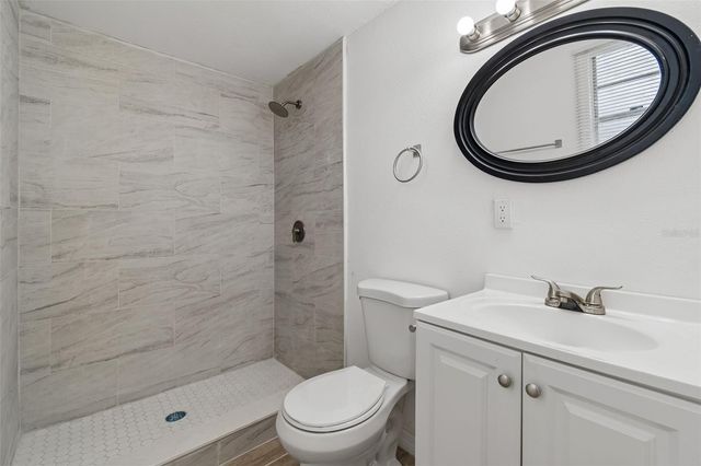 3706 BEECHWOOD BOULEVARD, Tampa, FL 33619