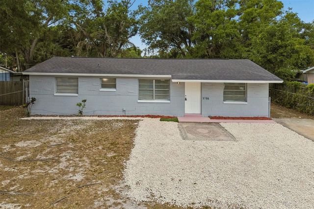 3706 BEECHWOOD BOULEVARD, Tampa, FL 33619