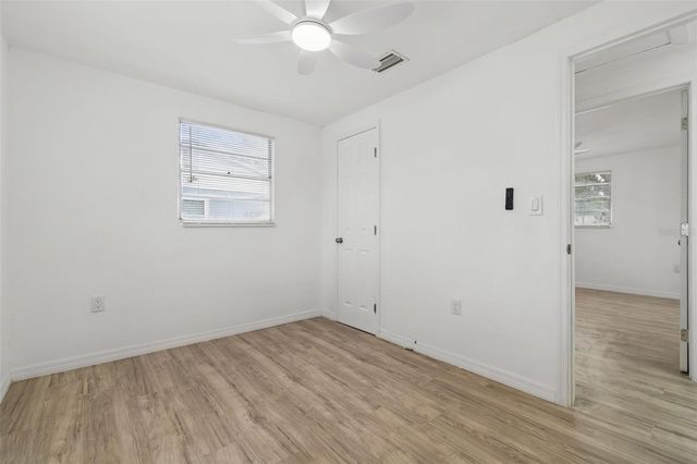 3706 BEECHWOOD BOULEVARD, Tampa, FL 33619