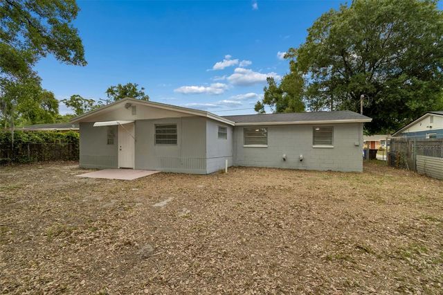 3706 BEECHWOOD BOULEVARD, Tampa, FL 33619