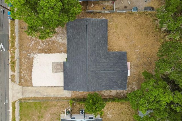 3706 BEECHWOOD BOULEVARD, Tampa, FL 33619