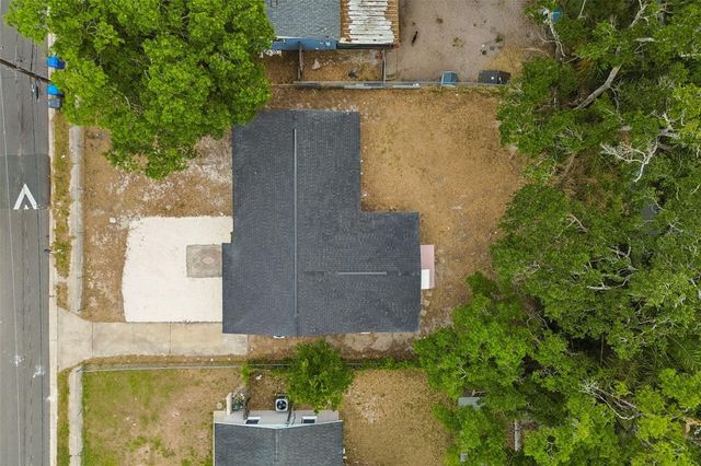 3706 BEECHWOOD BOULEVARD, Tampa, FL 33619