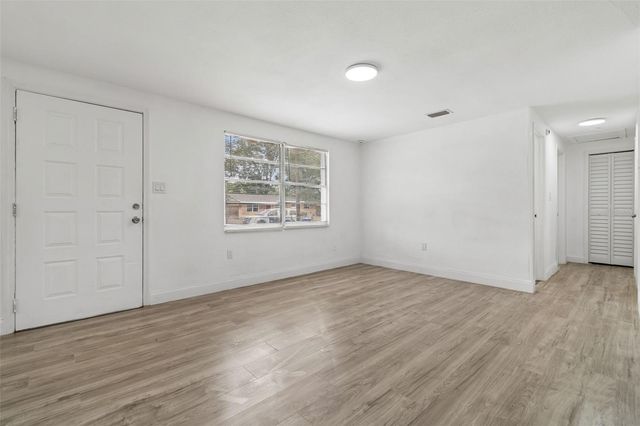 3706 BEECHWOOD BOULEVARD, Tampa, FL 33619