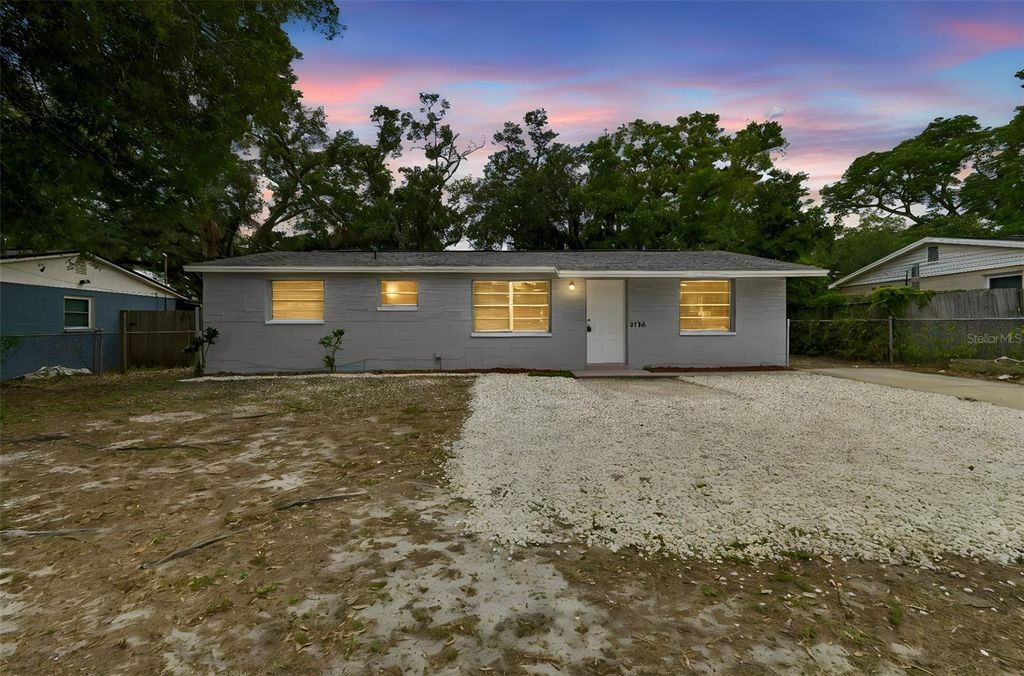 3706 BEECHWOOD BOULEVARD, Tampa, FL 33619