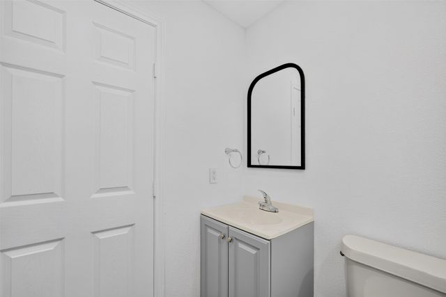 50 Fm 2890, Klondike, TX 75448
