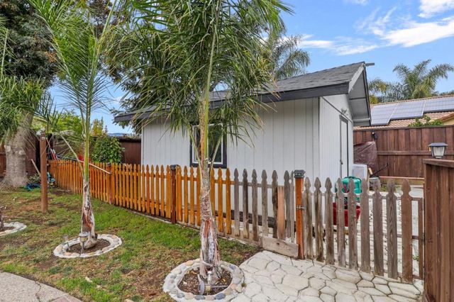 841 Calais Drive, Hollister, CA 95023