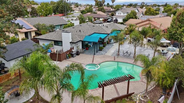 841 Calais Drive, Hollister, CA 95023