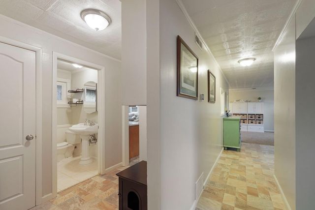 507 N Sunset Dr, Lodi, CA 95240