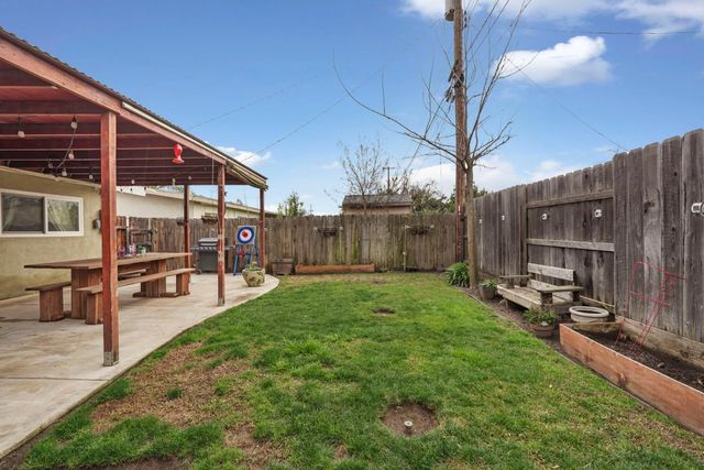 507 N Sunset Dr, Lodi, CA 95240