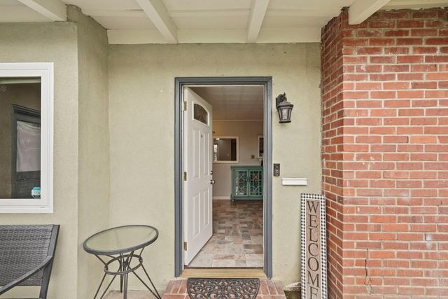 507 N Sunset Dr, Lodi, CA 95240