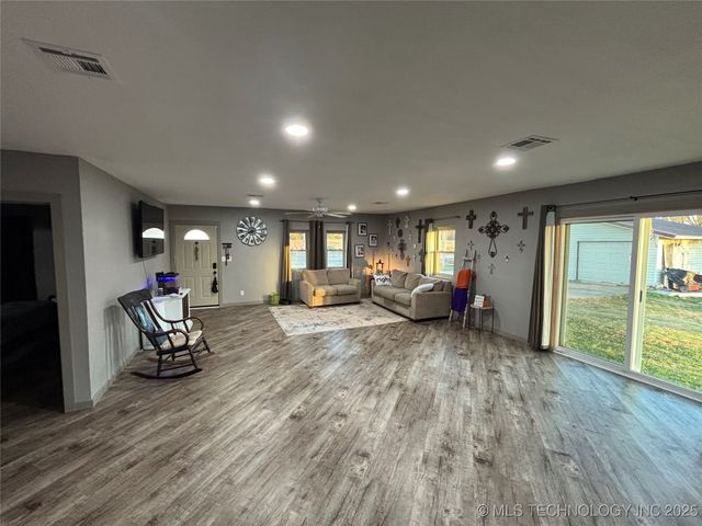 36022 S 4210 Road, Inola, OK 74036