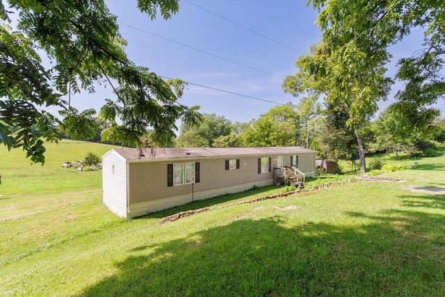 90 Windy Hill RD, Eagle Rock, VA 24085