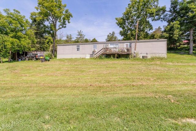 90 Windy Hill RD, Eagle Rock, VA 24085