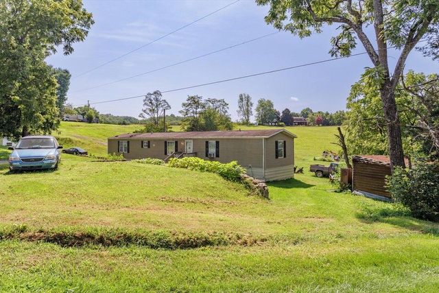 90 Windy Hill RD, Eagle Rock, VA 24085