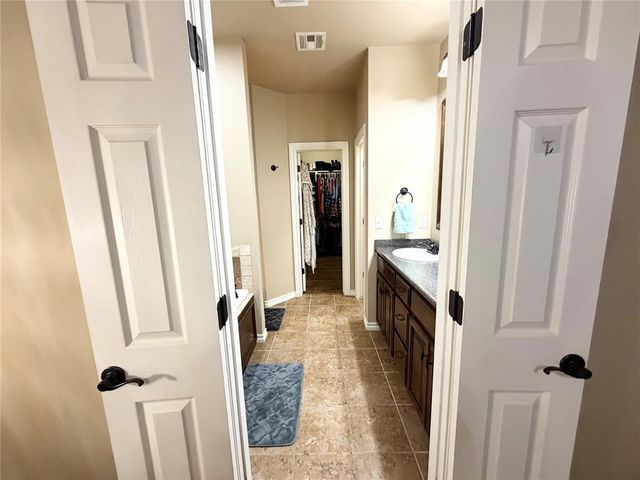 12549 Blue, Guthrie, OK 73044