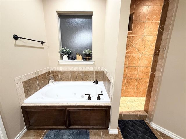 12549 Blue, Guthrie, OK 73044