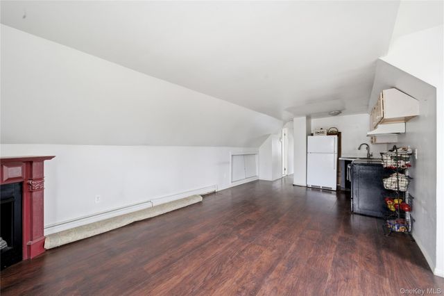 15 Newport Avenue, Selden, NY 11784