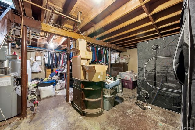 15 Newport Avenue, Selden, NY 11784