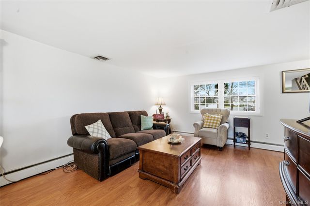 15 Newport Avenue, Selden, NY 11784