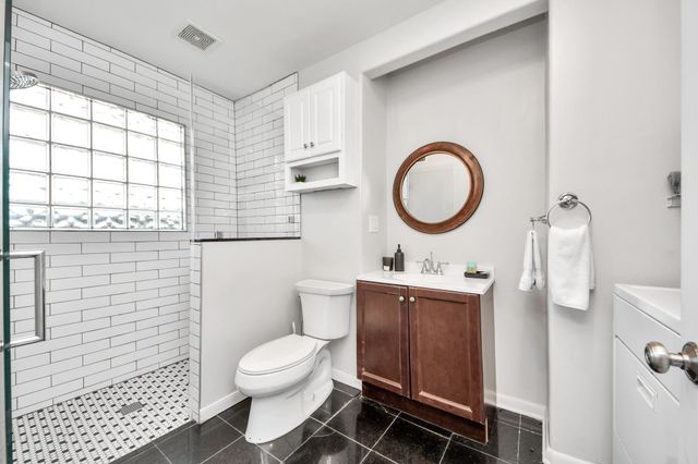 1810 Johnson Street, Houston, TX 77007
