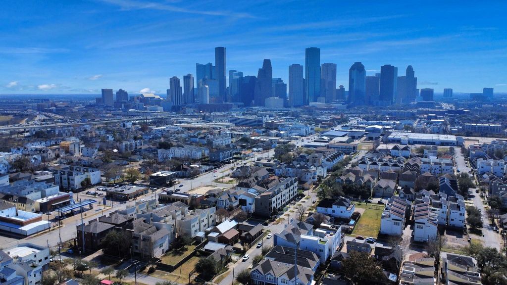 1810 Johnson Street, Houston, TX 77007