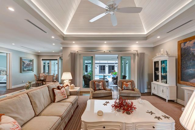 544 Live Oak Road, Vero Beach, FL 32963