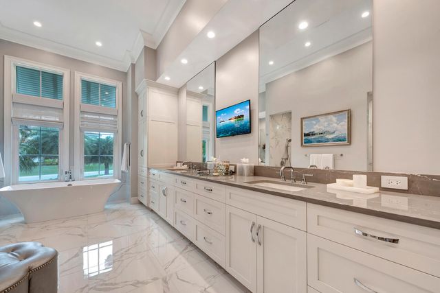 544 Live Oak Road, Vero Beach, FL 32963