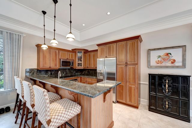 544 Live Oak Road, Vero Beach, FL 32963